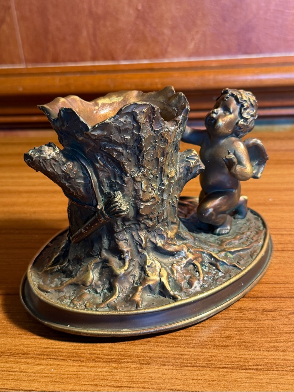 Vintage Expo Inc Faux Bronze Cherub Putto Tree Stump Spill Vase Planter Figurine